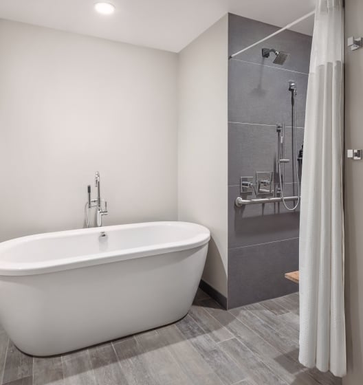 One Bedroom Spa Suite Hotel Van Zandt